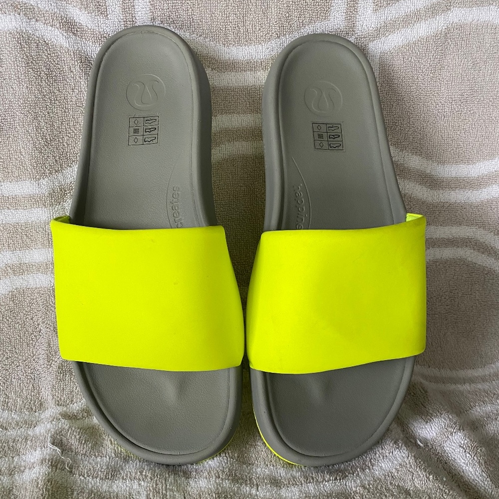 Lululemon mens citron & grey slides
